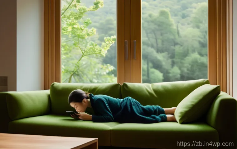 소셜미디어에서의 고립감 극복하기 - A young adult in their late 20s, wearing comfortable loungewear, sits on a soft sofa in a warmly lit...